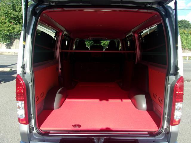 ハイエースバン ロングDX GLパッケージ 5速MT ワンオーナー禁煙車 板金塗装歴無し 車検毎全整備記録簿あり セーフティーセンス 純正ナビTVバックカメラ ソーラーIMPACT製合せガラス モデリスタスポイラー キーレス LEDヘットライト(19枚目)