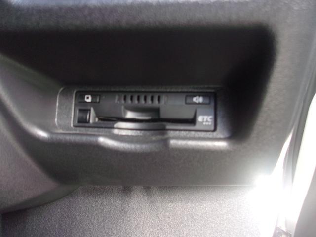 ハイエースバン ロングDX GLパッケージ 5速MT ワンオーナー禁煙車 板金塗装歴無し 車検毎全整備記録簿あり セーフティーセンス 純正ナビTVバックカメラ ソーラーIMPACT製合せガラス モデリスタスポイラー キーレス LEDヘットライト(30枚目)