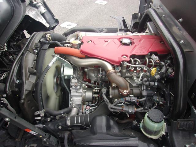 ダイナトラック ベースグレード　法人ワンオーナー禁煙車　車検毎の全整備記録簿　６ＭＴ　ディーゼルターボ　積載２トン　車線逸脱警報　衝突軽減ブレーキ　ＬＥＤヘッド　ドラレコ　バックカメラ　ＥＴＣ　全国対応保証付　実走行２３０００キロ（9枚目）