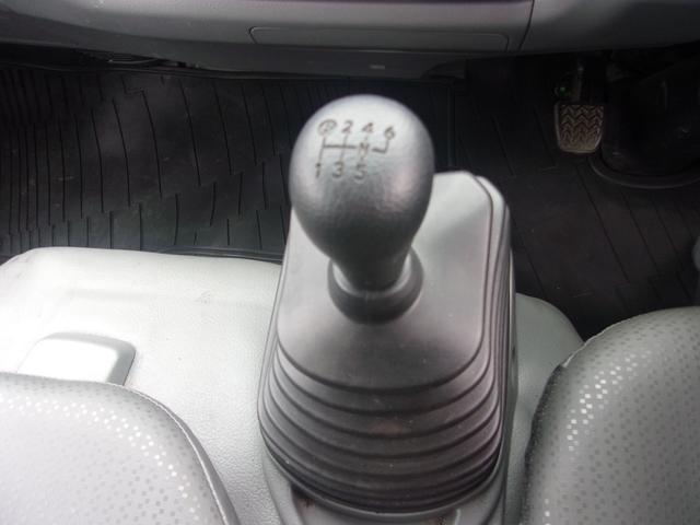 ダイナトラック ベースグレード　法人ワンオーナー禁煙車　車検毎の全整備記録簿　６ＭＴ　ディーゼルターボ　積載２トン　車線逸脱警報　衝突軽減ブレーキ　ＬＥＤヘッド　ドラレコ　バックカメラ　ＥＴＣ　全国対応保証付　実走行２３０００キロ（31枚目）