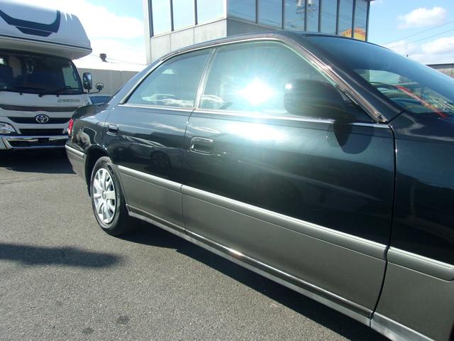 マークII グランデ　後期型　１Ｇエンジン　５速ＭＴ　純正オプションＦスポイラー　純正ＨＩＤ　純正キーレス　社外モニター　バックカメラ　ドライブレコーダー　取説／メンテナンスノート　実走行６６０００キロ（4枚目）