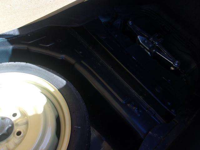 マークII グランデ　後期型　１Ｇエンジン　５速ＭＴ　純正オプションＦスポイラー　純正ＨＩＤ　純正キーレス　社外モニター　バックカメラ　ドライブレコーダー　取説／メンテナンスノート　実走行６６０００キロ（19枚目）