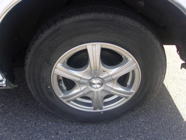 クラウン スーパーデラックス　ワンオーナー禁煙車　５速ＭＴ　１Ｇエンジン　クラウン１３型セダン教習車　フェンダーミラー　タイミングベルト交換　実走行１９０００キロ（11枚目）