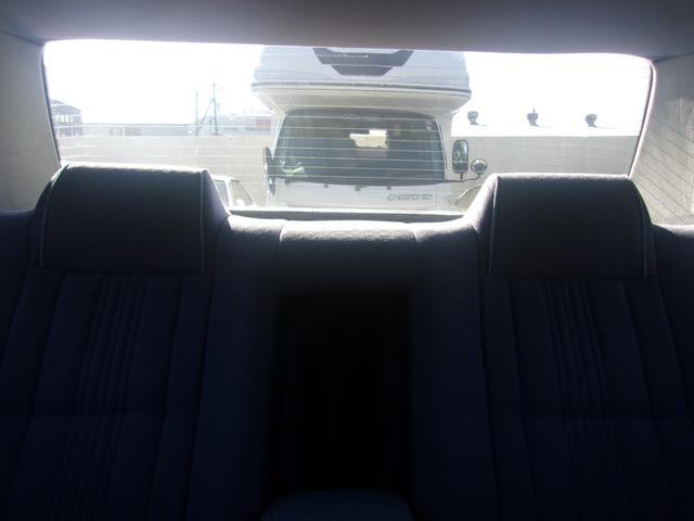 クラウン スーパーデラックス　ワンオーナー禁煙車　５速ＭＴ　１Ｇエンジン　クラウン１３型セダン教習車　フェンダーミラー　タイミングベルト交換　実走行１９０００キロ（25枚目）