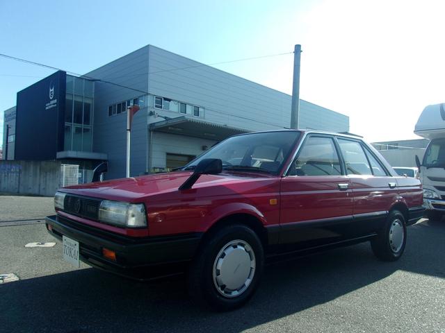 サニー スーパーサルーン　ワンオーナー　禁煙車　５速ＭＴ　トラッドサニーＢ１２型　４ＷＤ　取説／メンテナンスノート　修復歴無し　実走行２２０００キロ（8枚目）