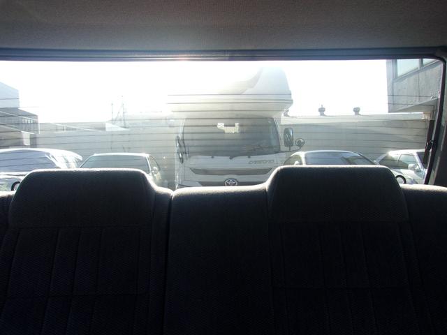 サニー スーパーサルーン　ワンオーナー　禁煙車　５速ＭＴ　トラッドサニーＢ１２型　４ＷＤ　取説／メンテナンスノート　修復歴無し　実走行２２０００キロ（25枚目）