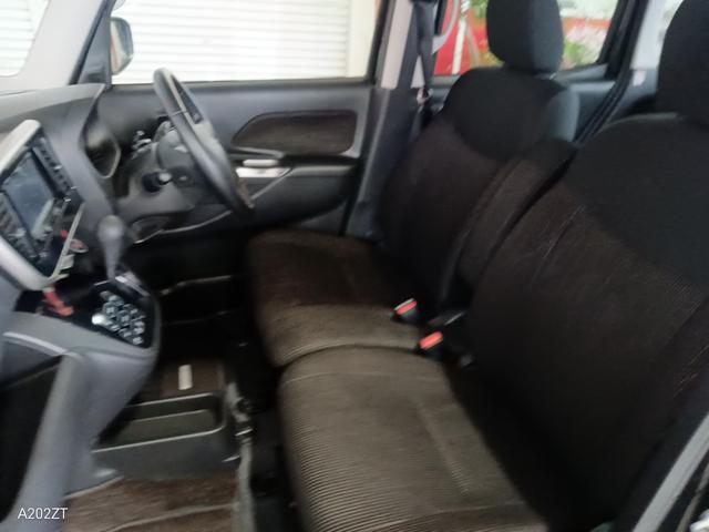 フロントシート