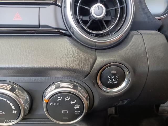 ロードスター Ｓスペシャルパッケージ　スマートキー・プッシュスタート／ＬＥＤヘッドライト（20枚目）