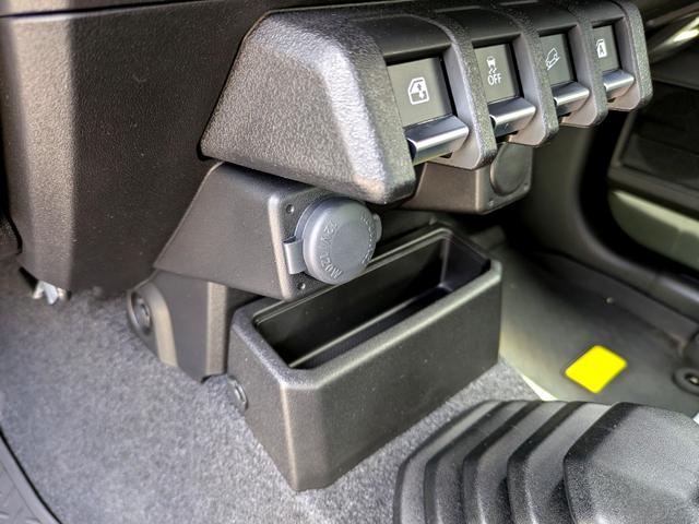 ジムニー XC 5速MT 車検R9年7月 ドライブレコーダー ETC 社外ナビ フルセグTV Bluetooth対応 レーンアシスト 衝突被害軽減システム オートライト LEDヘッドランプ  スマートキー(60枚目)