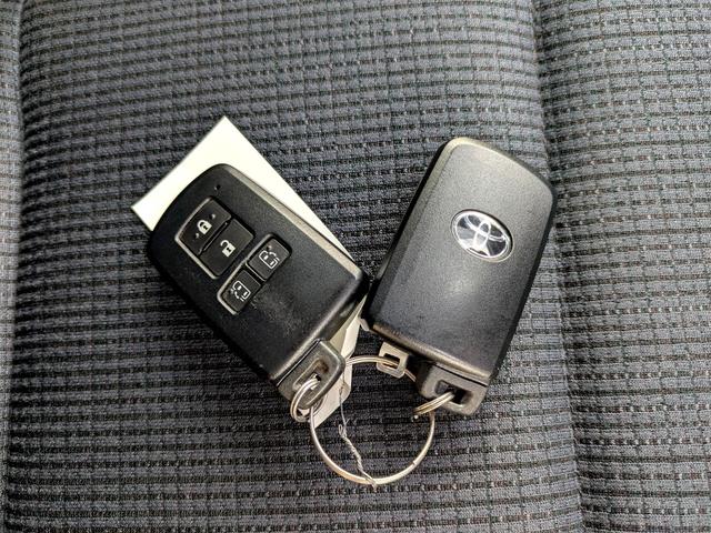 シエンタ Ｇ　福祉車輌　バックカメラ　レーンアシスト　衝突被害軽減システム　両側電動スライドドア　オートマチックハイビーム　スマートキー　アイドリングストップ　電動格納ミラー　ＣＶＴ　アルミホイール（72枚目）