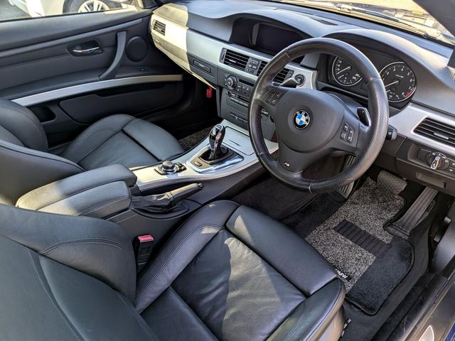 ３シリーズ ３３５ｉ　Ｍスポーツパッケージ　最終モデル　直６ターボ　ＲＡＹＳアルミホイール　ドライブレコーダー　ナビ　クリアランスソナー　オートクルーズコントロール　ＨＩＤ　サンルーフ　スマートキー　シートヒーター　記録簿（31枚目）
