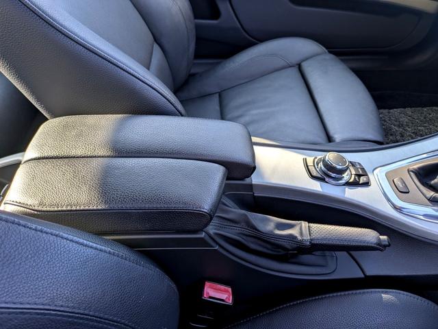 ３シリーズ ３３５ｉ　Ｍスポーツパッケージ　最終モデル　直６ターボ　ＲＡＹＳアルミホイール　ドライブレコーダー　ナビ　クリアランスソナー　オートクルーズコントロール　ＨＩＤ　サンルーフ　スマートキー　シートヒーター　記録簿（36枚目）