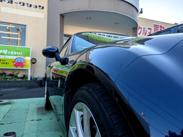 ロードスター ＲＳ　ＲＨＴ　オープンカー　ＥＴＣ　バックカメラ　ＨＩＤ　ＭＴ　スマートキー　シートヒーター　アルミホイール　盗難防止システム　衝突安全ボディ　ＡＢＳ　ＵＳＢ　エアコン　パワーステアリング　パワーウィンドウ（5枚目）