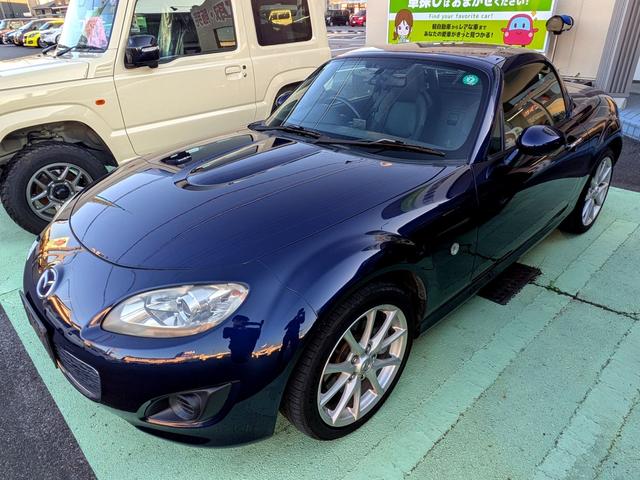 ロードスター ＲＳ　ＲＨＴ　オープンカー　ＥＴＣ　バックカメラ　ＨＩＤ　ＭＴ　スマートキー　シートヒーター　アルミホイール　盗難防止システム　衝突安全ボディ　ＡＢＳ　ＵＳＢ　エアコン　パワーステアリング　パワーウィンドウ（56枚目）