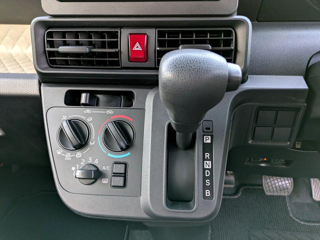 タント Ｌ　スローパーＬ　福祉車輌　ＥＴＣ　バックカメラ　ナビ　クリアランスソナー　衝突被害軽減システム　両側スライドドア　アイドリングストップ　電動格納ミラー　オートライト　ＬＥＤヘッドランプ（17枚目）