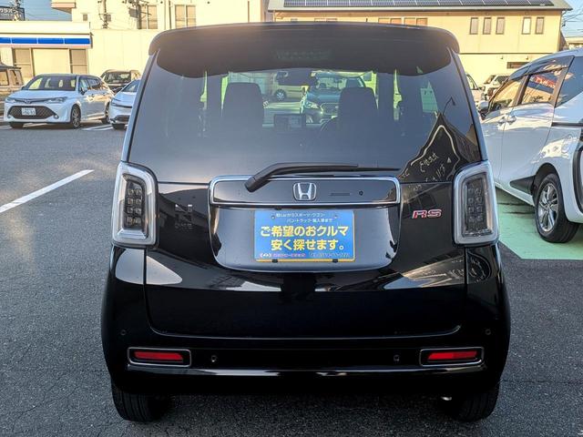 Ｎ－ＯＮＥ ＲＳ　フローティングナビ　オプションアームレスト　ドライブレコーダー　ＥＴＣ　バックカメラ　クリアランスソナー　レーンアシスト　衝突被害軽減システム　サイドカーテンエアバッグＬＥＤヘッド　スマートキー（5枚目）