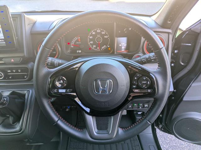 Ｎ－ＯＮＥ ＲＳ　フローティングナビ　オプションアームレスト　ドライブレコーダー　ＥＴＣ　バックカメラ　クリアランスソナー　レーンアシスト　衝突被害軽減システム　サイドカーテンエアバッグＬＥＤヘッド　スマートキー（24枚目）