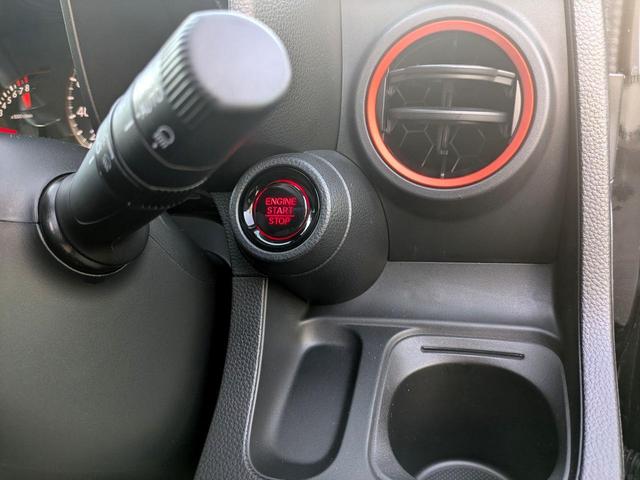 Ｎ－ＯＮＥ ＲＳ　フローティングナビ　オプションアームレスト　ドライブレコーダー　ＥＴＣ　バックカメラ　クリアランスソナー　レーンアシスト　衝突被害軽減システム　サイドカーテンエアバッグＬＥＤヘッド　スマートキー（30枚目）