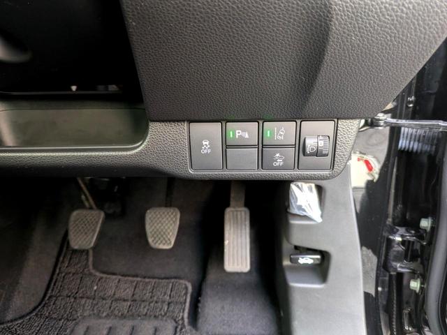 Ｎ－ＯＮＥ ＲＳ　フローティングナビ　オプションアームレスト　ドライブレコーダー　ＥＴＣ　バックカメラ　クリアランスソナー　レーンアシスト　衝突被害軽減システム　サイドカーテンエアバッグＬＥＤヘッド　スマートキー（31枚目）