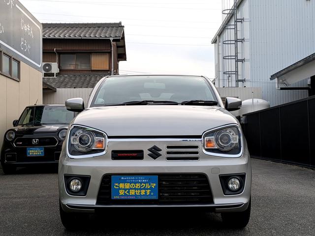 アルトワークス ベースグレード　４ＷＤ　ＥＴＣ　オートライト　ＨＩＤ　スマートキー　ＭＴ　盗難防止システム　ＡＢＳ　ＥＳＣ　衝突安全ボディ　エアコン　パワーステアリング　パワーウィンドウ（2枚目）