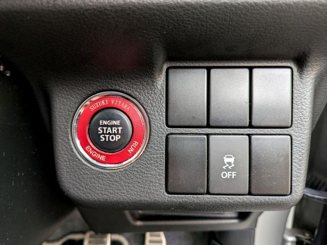 アルトワークス ベースグレード　４ＷＤ　ＥＴＣ　オートライト　ＨＩＤ　スマートキー　ＭＴ　盗難防止システム　ＡＢＳ　ＥＳＣ　衝突安全ボディ　エアコン　パワーステアリング　パワーウィンドウ（12枚目）