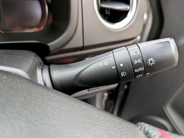 アルトワークス ベースグレード　４ＷＤ　ＥＴＣ　オートライト　ＨＩＤ　スマートキー　ＭＴ　盗難防止システム　ＡＢＳ　ＥＳＣ　衝突安全ボディ　エアコン　パワーステアリング　パワーウィンドウ（15枚目）