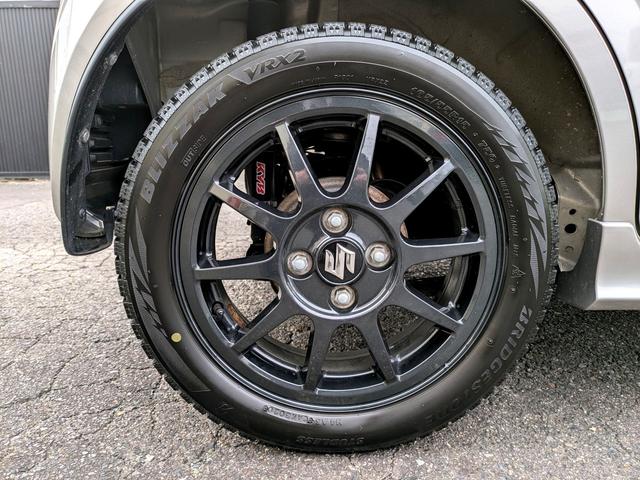 アルトワークス ベースグレード　４ＷＤ　ＥＴＣ　オートライト　ＨＩＤ　スマートキー　ＭＴ　盗難防止システム　ＡＢＳ　ＥＳＣ　衝突安全ボディ　エアコン　パワーステアリング　パワーウィンドウ（20枚目）