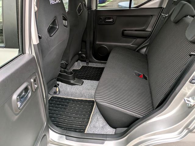 アルトワークス ベースグレード　４ＷＤ　ＥＴＣ　オートライト　ＨＩＤ　スマートキー　ＭＴ　盗難防止システム　ＡＢＳ　ＥＳＣ　衝突安全ボディ　エアコン　パワーステアリング　パワーウィンドウ（41枚目）