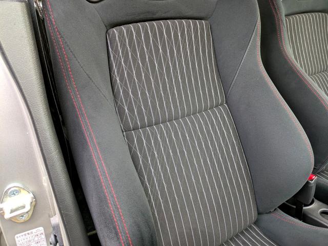 アルトワークス ベースグレード　４ＷＤ　ＥＴＣ　オートライト　ＨＩＤ　スマートキー　ＭＴ　盗難防止システム　ＡＢＳ　ＥＳＣ　衝突安全ボディ　エアコン　パワーステアリング　パワーウィンドウ（53枚目）