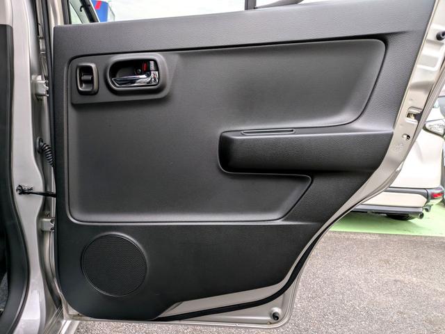 アルトワークス ベースグレード　４ＷＤ　ＥＴＣ　オートライト　ＨＩＤ　スマートキー　ＭＴ　盗難防止システム　ＡＢＳ　ＥＳＣ　衝突安全ボディ　エアコン　パワーステアリング　パワーウィンドウ（60枚目）