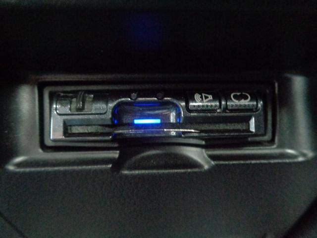 RS 1年保証付 5MT 社外ナビ ブルートゥース フルセグ CD DVD AM FM ETC LEDヘッドライト フォグランプ スマートキー 電格ウィンカーミラー 純正16インチアルミホイール PVガラス(9枚目)