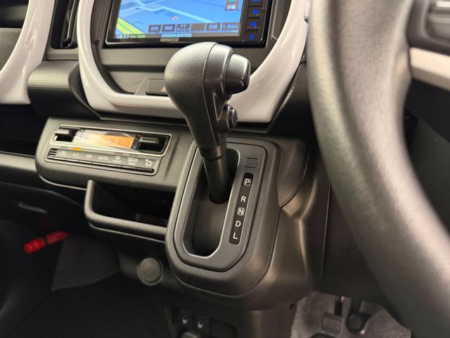 ハスラー ＨＹＢＲＩＤ　Ｇ　２型　７インチナビ　【アウトレット車両】　オートライト　Ｂｌｕｅｔｏｏｔｈ　プッシュスタート　シートヒーター　オートエアコン　スズキセーフティーサポート　衝突被害軽減システム　アイドリングストップ　横滑り防止機能　衝突安全ボディ（26枚目）