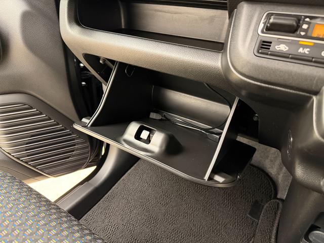 ハスラー ＨＹＢＲＩＤ　Ｇ　２型　７インチナビ　【アウトレット車両】　オートライト　Ｂｌｕｅｔｏｏｔｈ　プッシュスタート　シートヒーター　オートエアコン　スズキセーフティーサポート　衝突被害軽減システム　アイドリングストップ　横滑り防止機能　衝突安全ボディ（32枚目）