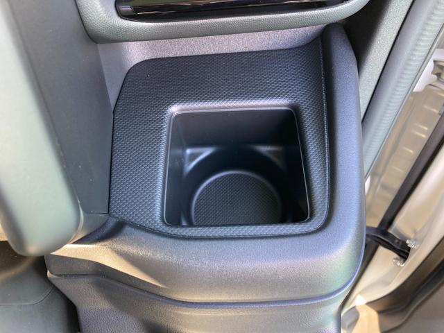 スペーシア ギア HYBRID XZ 全方位カメラ付9インチナビ オートライト Bluetooth スライドドア 純正ナビ プッシュスタート シートヒーター オートエアコン 禁煙車 スズキセーフティーサポート 衝突被害軽減システム アイドリングストップ(30枚目)