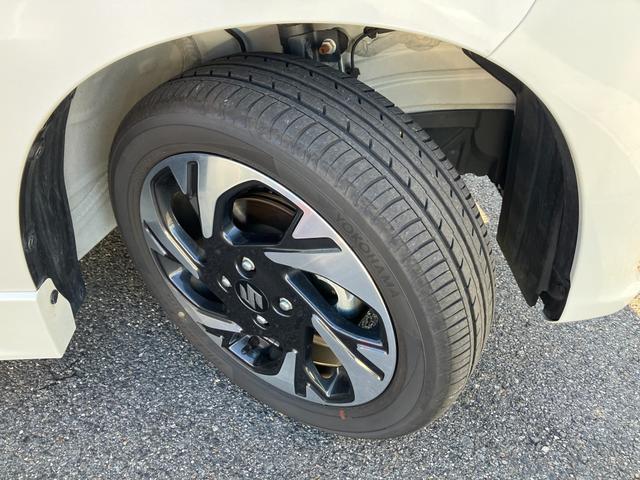 スペーシアカスタム ！初売！カスタム　ＨＹＢＲＩＤ　ＸＳターボ　オーディオ無　オートライト　スライドドア　プッシュスタート　シートヒーター　オートエアコン　禁煙車　スズキセーフティーサポート　ワンオーナー　衝突被害軽減システム　アイドリングストップ　横滑り防止機能（22枚目）