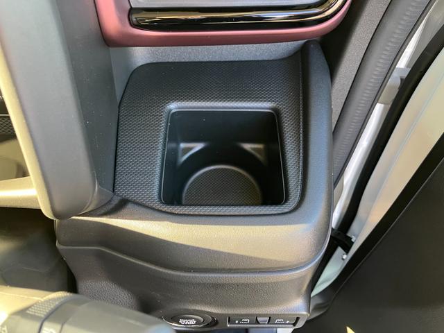 スペーシアカスタム ！初売！カスタム　ＨＹＢＲＩＤ　ＸＳターボ　オーディオ無　オートライト　スライドドア　プッシュスタート　シートヒーター　オートエアコン　禁煙車　スズキセーフティーサポート　ワンオーナー　衝突被害軽減システム　アイドリングストップ　横滑り防止機能（32枚目）