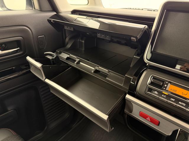 スペーシアカスタム !初売!カスタム HYBRID XSターボ2型オーディオレス オートライト スライドドア プッシュスタート シートヒーター オートエアコン スズキセーフティーサポート 衝突被害軽減システム アイドリングストップ 横滑り防止機能 衝突安全ボディ 盗難防止システム(32枚目)