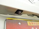 バックモニター付きです!駐車の際、これがあれば運転に自信が無い方も安心です!一度使うと手放せない必須装備ですよ!