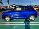 こちら側の車体後方にガソリンの給油口があります。