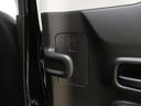 FX 4型 CD,ラジオオーディオ シートヒーター オートライト プッシュスタート シートヒーター オートエアコン 禁煙車 スズキセーフティーサポート 衝突被害軽減システム 横滑り防止機能 衝突安全ボディ 盗難防止システム(32枚目)