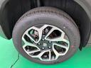 スズキ純正アルミホイール装着です。