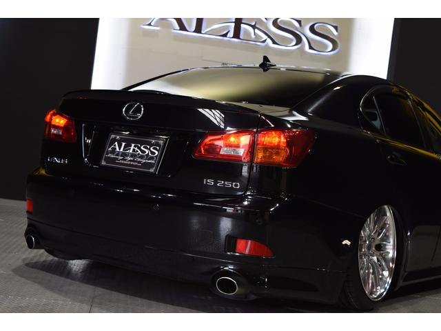IS250L ワンオーナー車 黒革 新品車高調 新品タイヤ(4枚目)
