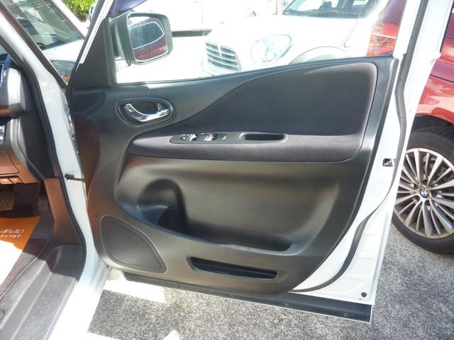 セレナ ハイウェイスター Vエアロセレクション 社外TEIN車高調ローダウン!社外シートカバー取り付け★純正フルエアロ!純正SDナビ&フルセグテレビ&バックカメラ&フリップダウンモニター♪両側パワースライドドア★ボディコーティング&車内クリーニング(38枚目)