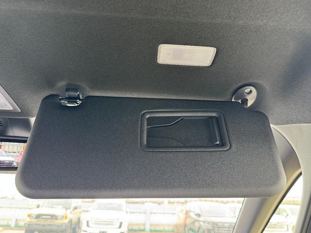 ヴォクシー ハイブリッドＳ－Ｚ　パノラミックビューモニター　デジタルインナーミラー　ＢＳＭ　１０．５型ナビ　フルセグＴＶ　後席モニター　パワーバックドア　三眼ＬＥＤヘッド　ＡＣ１００Ｖ　前席＆後席シートヒーター　ＥＴＣ２．０　ＨＵＤ（75枚目）
