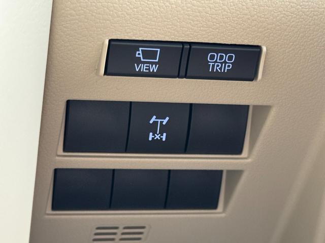 ランドクルーザー ＺＸ　モデリスタエアロ　リヤエンター　クールＢＯＸ　デフロック　空気圧　寒冷地仕様　サンルーフ　１２．３型ＪＢＬナビ　パノラミックビューモニタ　ブラインドスポットモニター　ルーフレール　ＥＴＣ２．０　ＨＵＤ（7枚目）