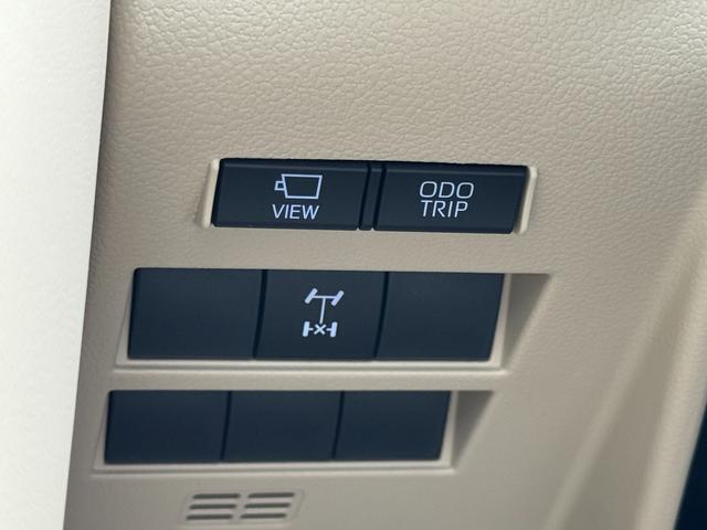 ランドクルーザー ＺＸ　モデリスタエアロ　リヤエンター　クールＢＯＸ　デフロック　空気圧センサー　寒冷地　トノカバー　サンルーフ　１２．３型ＪＢＬナビ　パノラミックビューモニター　ルーフレール　ＥＴＣ２．０　パワーバックドア（7枚目）