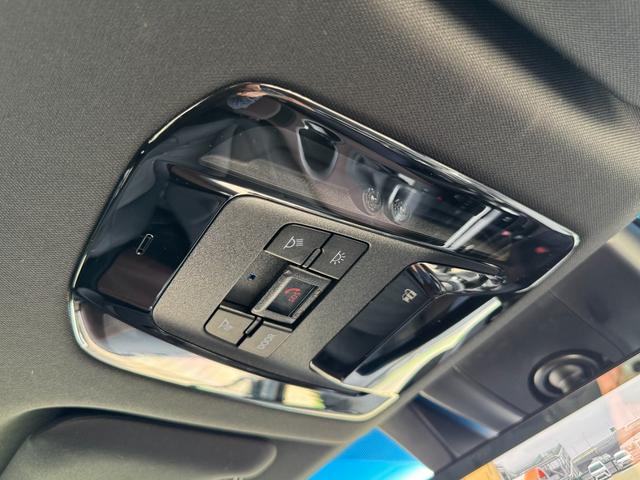 ハリアーハイブリッド Ｚ　全周囲カメラ　デジタルインナーミラー　１２．３型ＪＢＬナビ　フルセグＴＶ　ブラインドスポットモニタ　ＥＴＣ２．０　ヘッドアップディスプレイ　レーダークルーズコントロール　ＵＳＢポート　パワーバックドア（50枚目）
