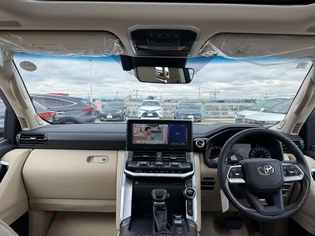 TOYOTA LAND CRUISER ZX