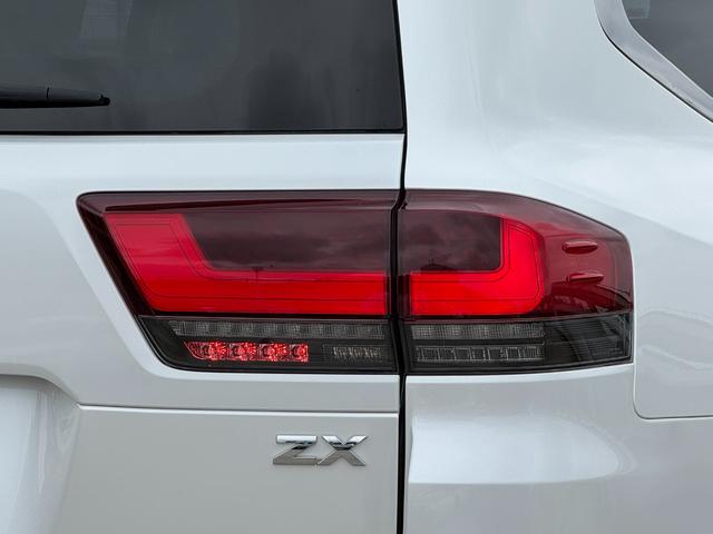 TOYOTA LAND CRUISER ZX