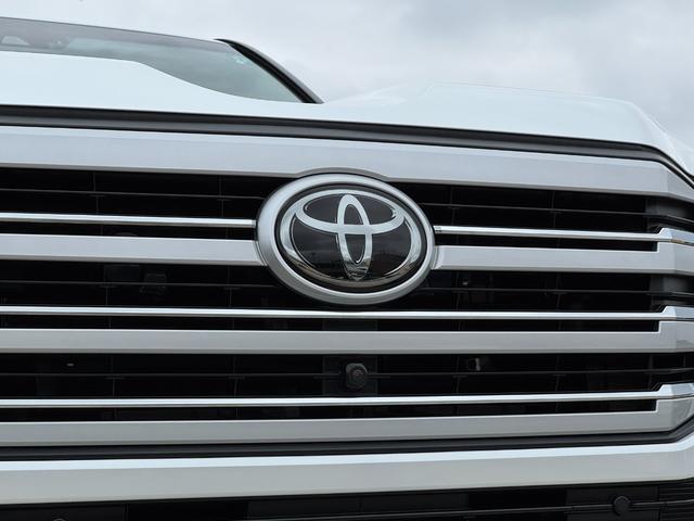 TOYOTA LAND CRUISER ZX